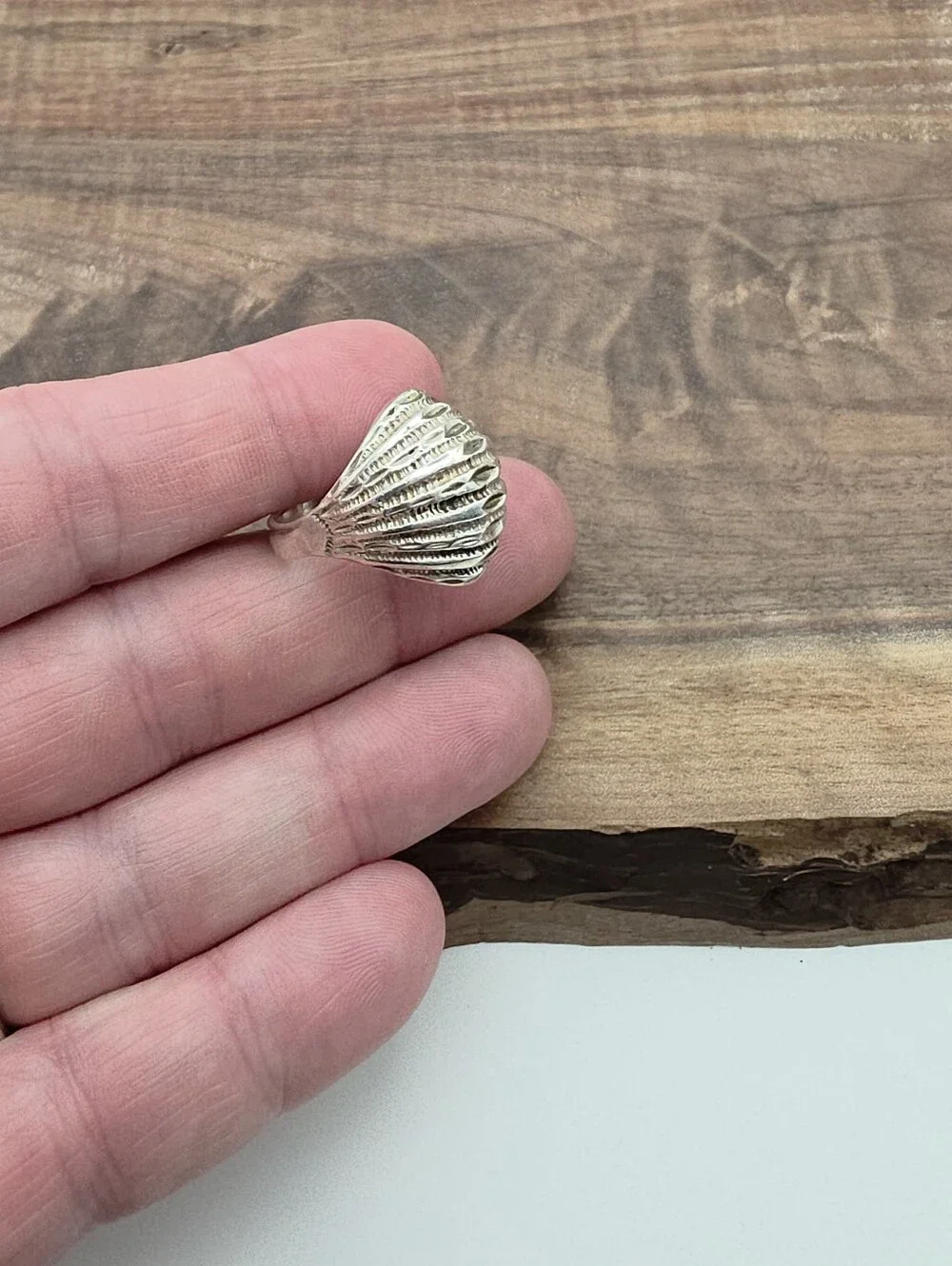 Vintage 925 Sterling Silver High Dome Shrimp Shell Cocktail Ring Etched 6.25